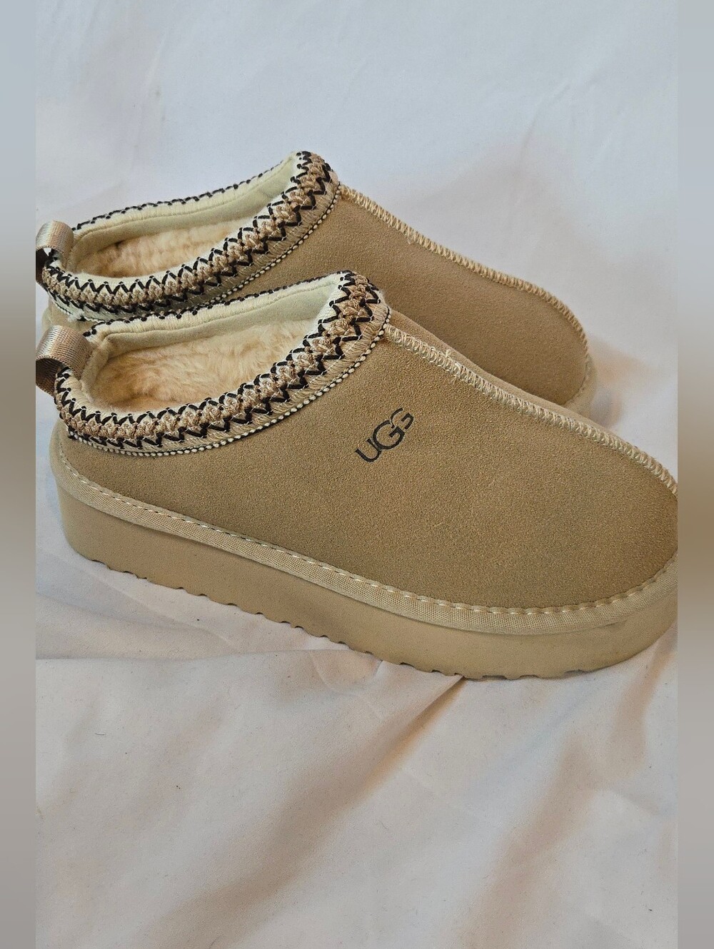 UGG Tasman II Slip-On Leather Suede Slippers Tan Women's 7 - Picture 3 of 6